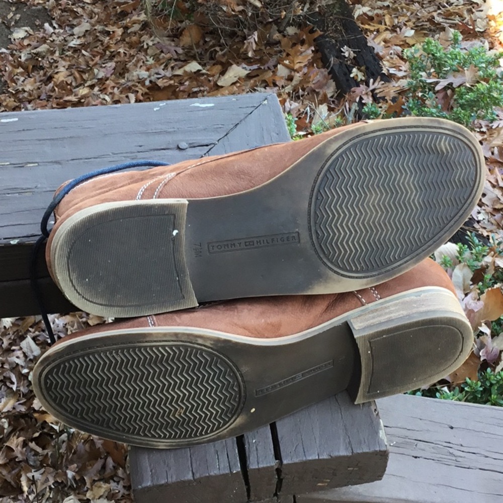 Boots - Picture 4 of 8